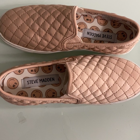 Steve Madden - Picture 7 of 8